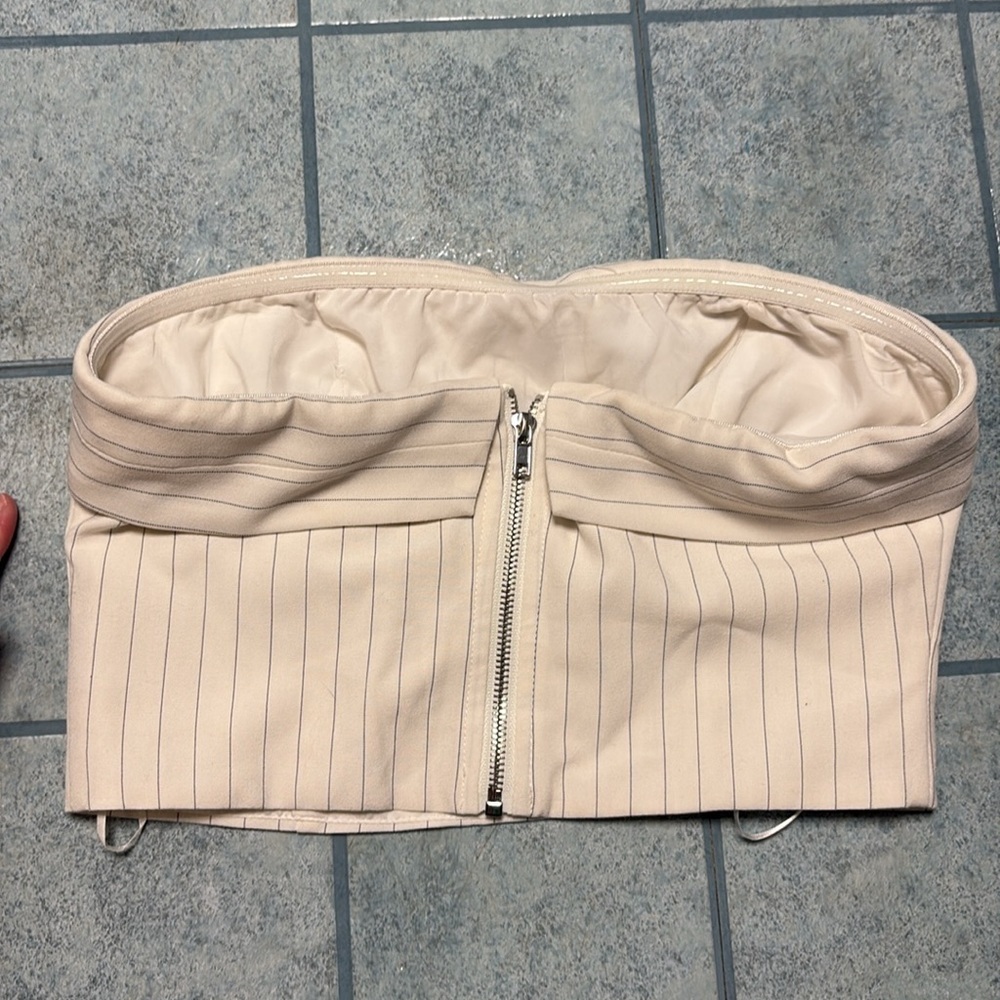 Princess Polly pinstripe cropped tube top - Picture 2 of 3